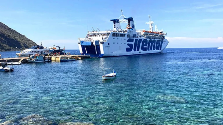 traghetto-siremar-aumento-rincaro-18